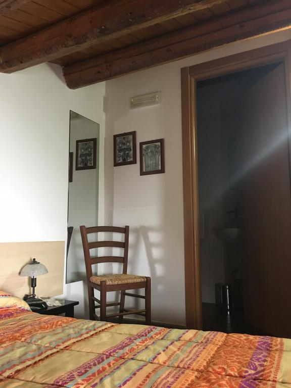 Bed And Breakfast Araba Fenice Ragusa Exterior foto